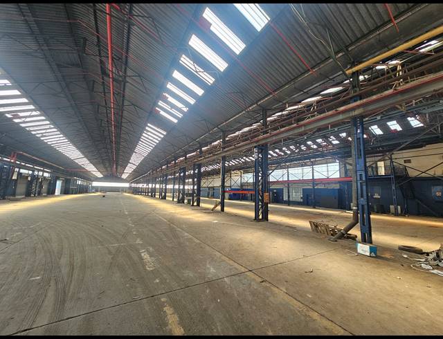 6,797M² WAREHOUSE TO LET IN TUNNEY
